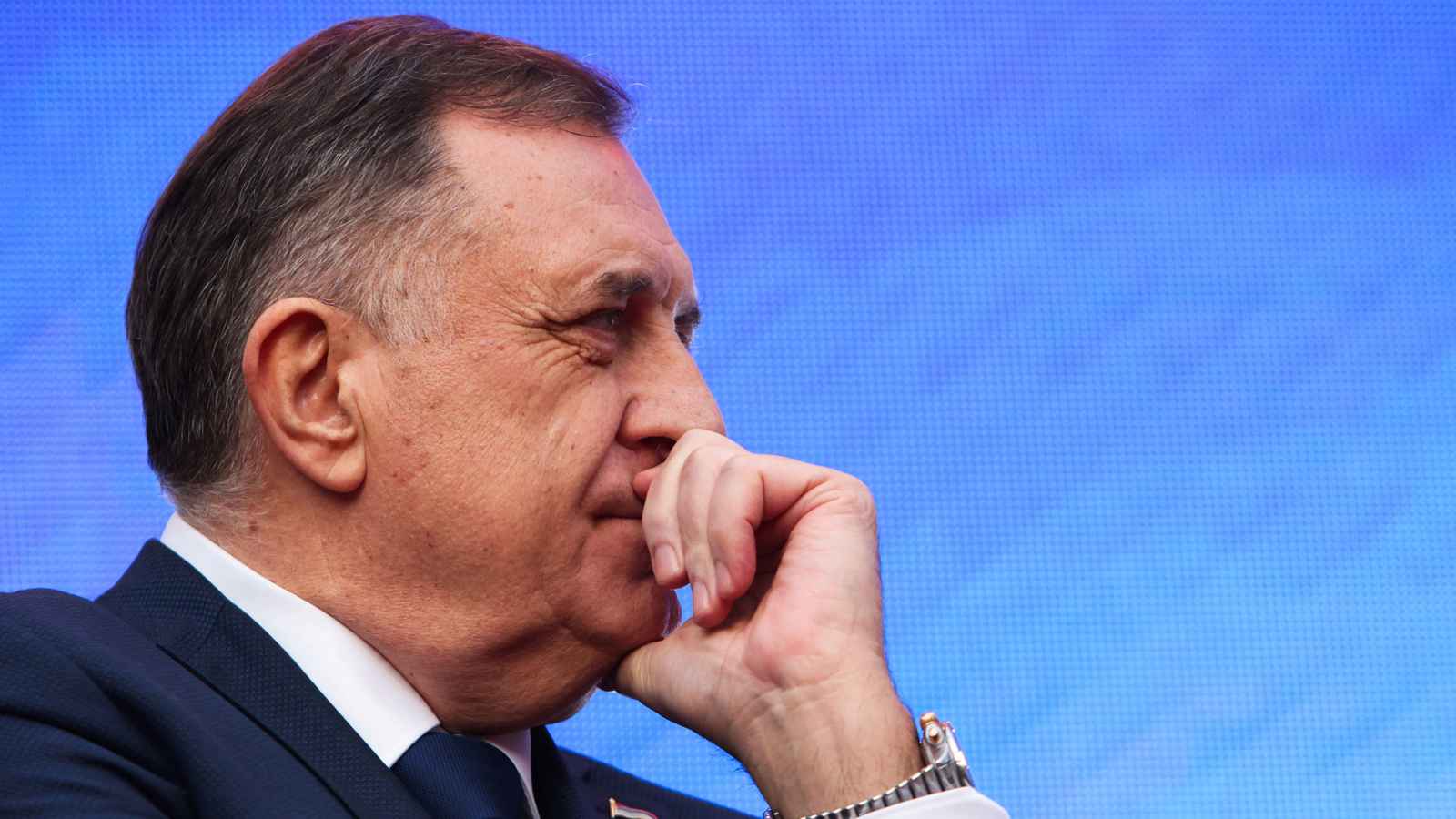 بسبب قرارات "متعارضة مع الدستور".. الاتحاد الأوروبي يحذر جمهورية صربسكا