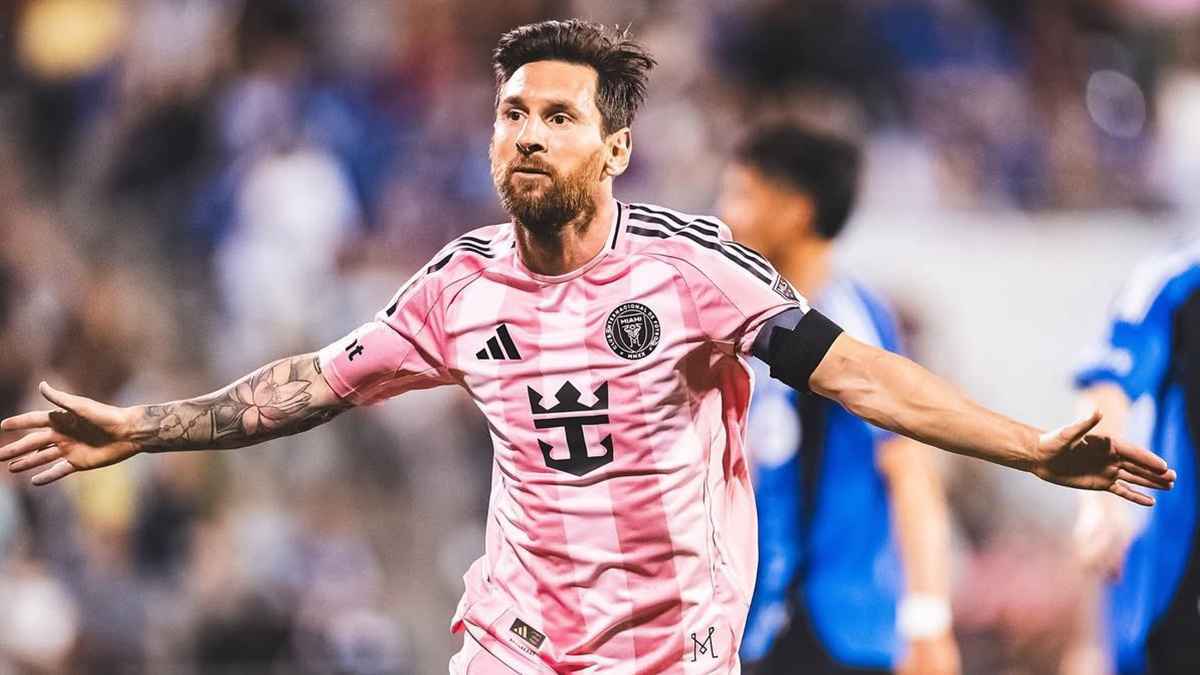 لماذا يرفض الأهلي السعودي ضم ميسي في يناير؟