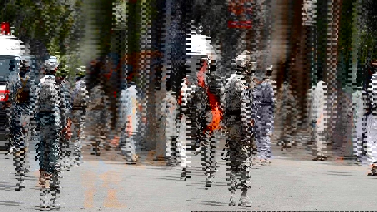 7 قتلى بهجوم على مسجد غربي أفغانستان (صور)