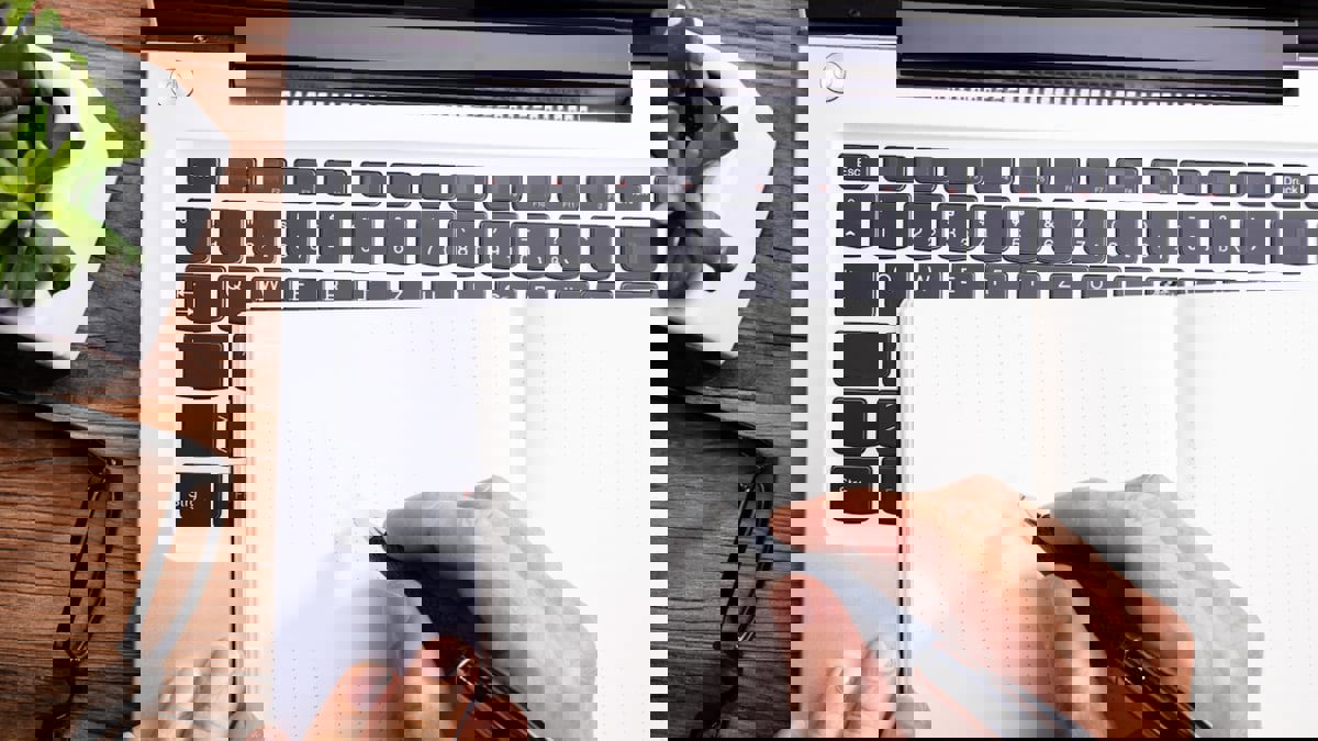 مجهول يكتب الروايات