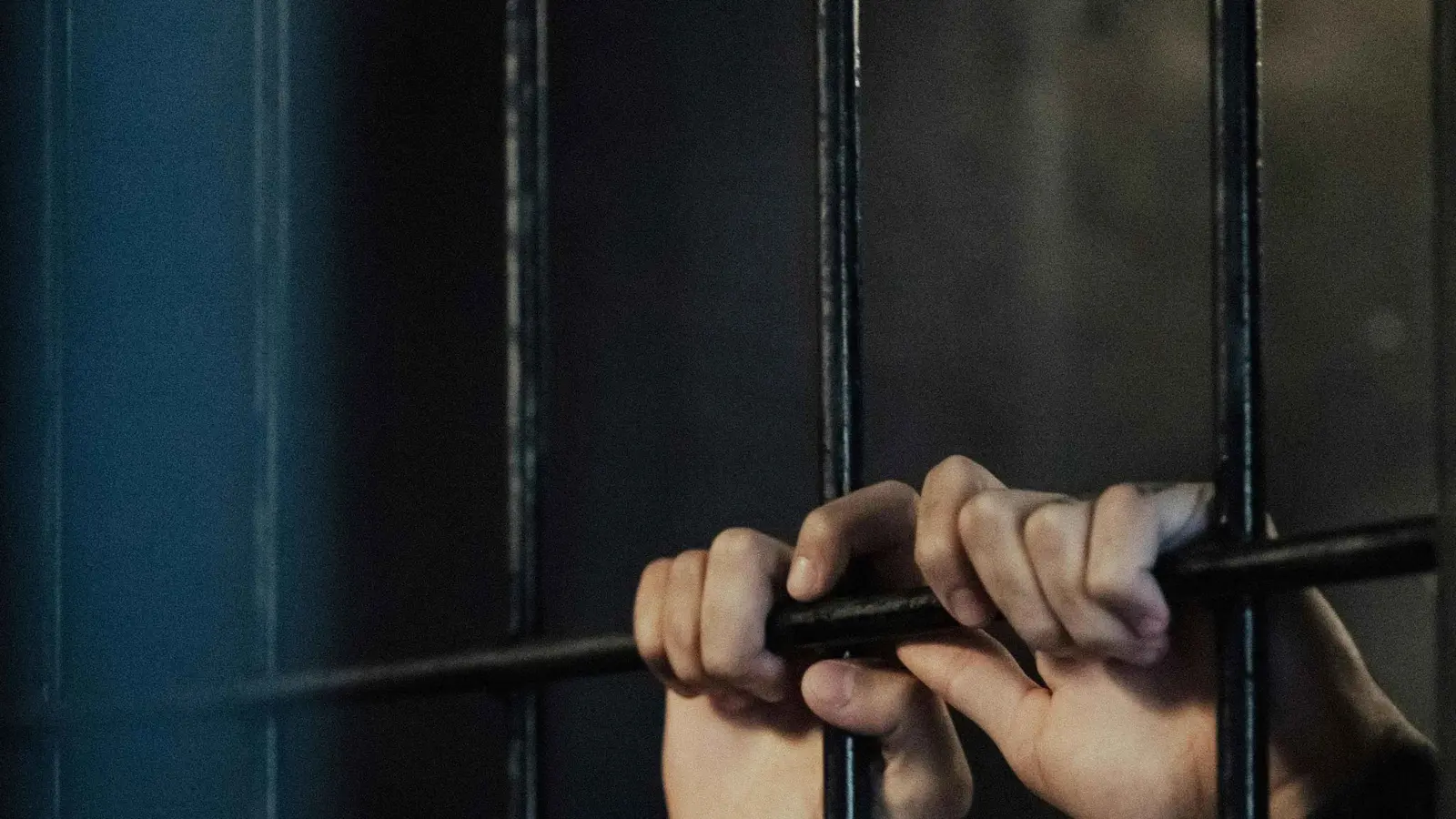 مصر.. شقيقان يشوهان ابنتي عمهما بجريمة انتقامية مروعة