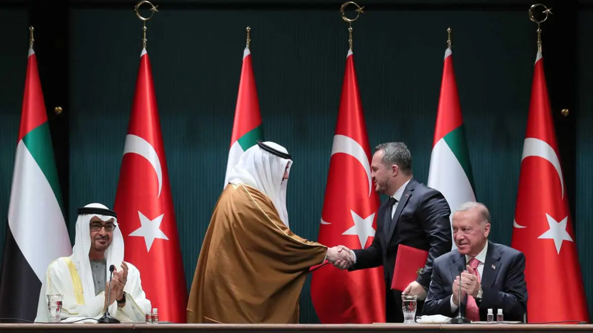 اتفاق لتبادل العملات بين مصرفي الإمارات وتركيا المركزيين