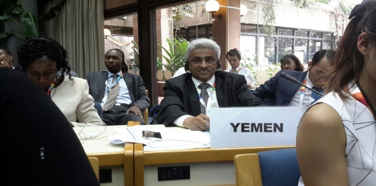 لأول مرة.. وزير في الحكومة اليمنية يصل إلى تعز المحاصرة