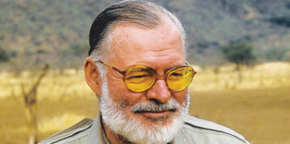 ما علاقة ترامب بـ"أرنست هيمنغواي" أشهر جاسوس لروسيا؟