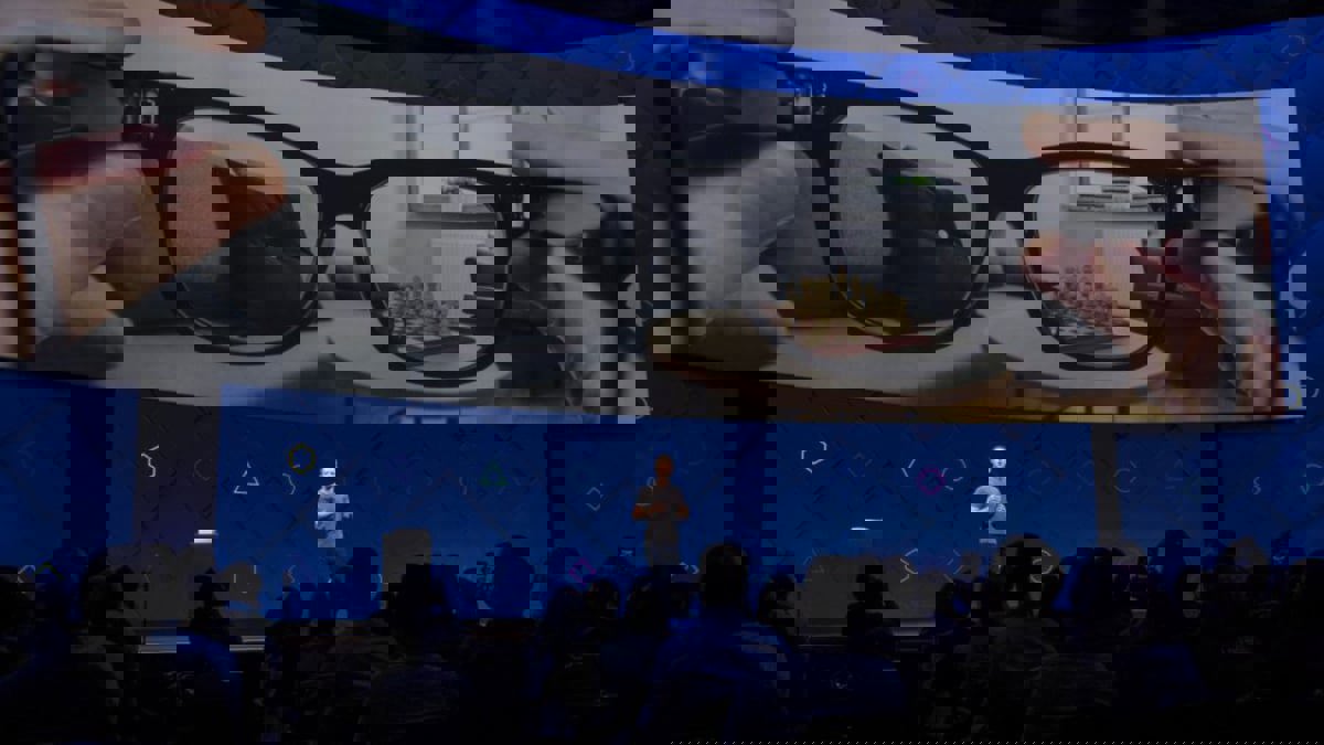 توقعات بطرح "فيسبوك" نظارات Ray-Ban الذكية نهاية 2021