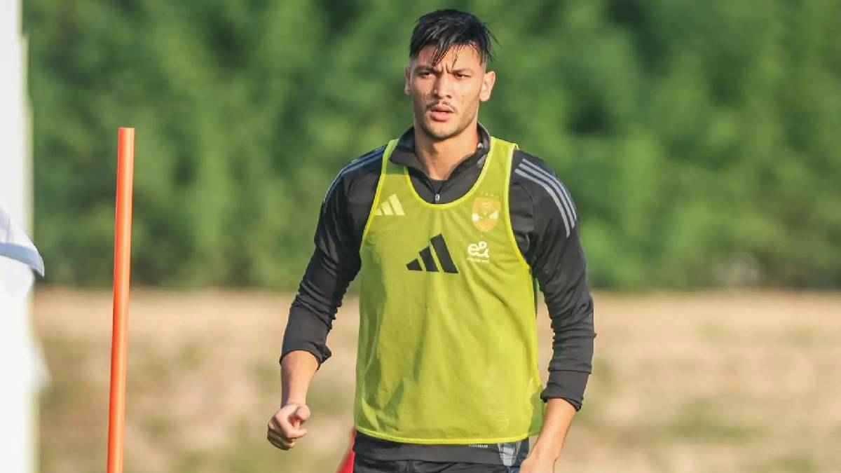 أشرف داري يصدم الأهلي المصري