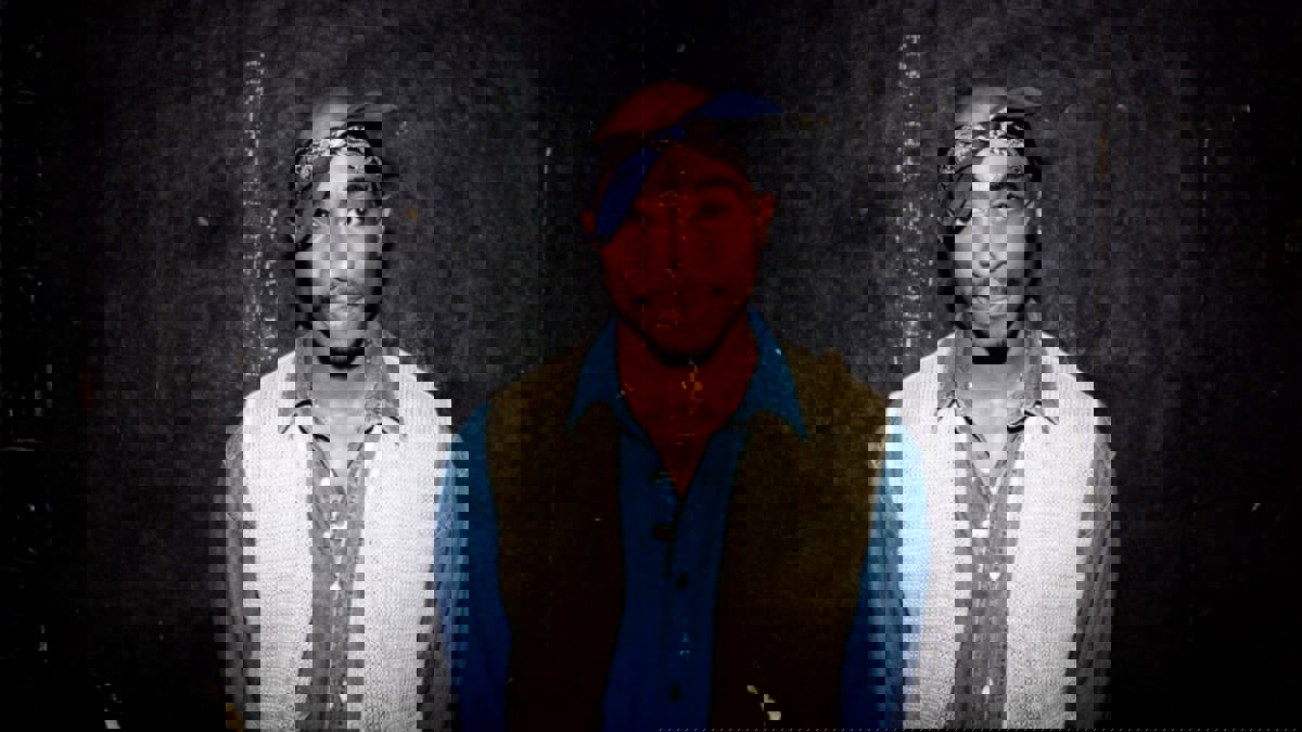 خاتم لمغني الراب توباك شاكور بيع بمليون دولار في مزاد