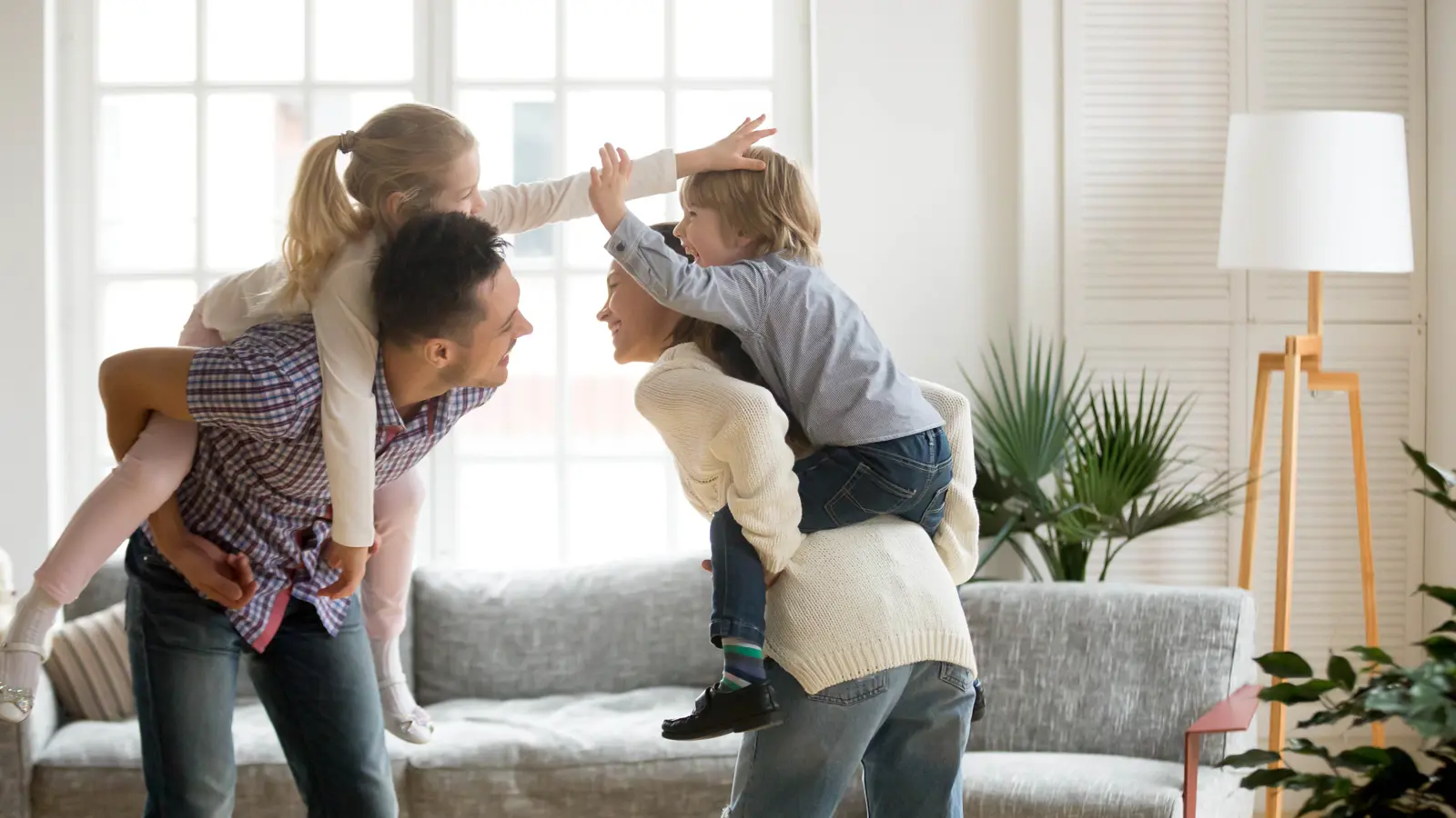 هل يحب الآباء جميع أطفالهم بـ"القدر ذاته"؟