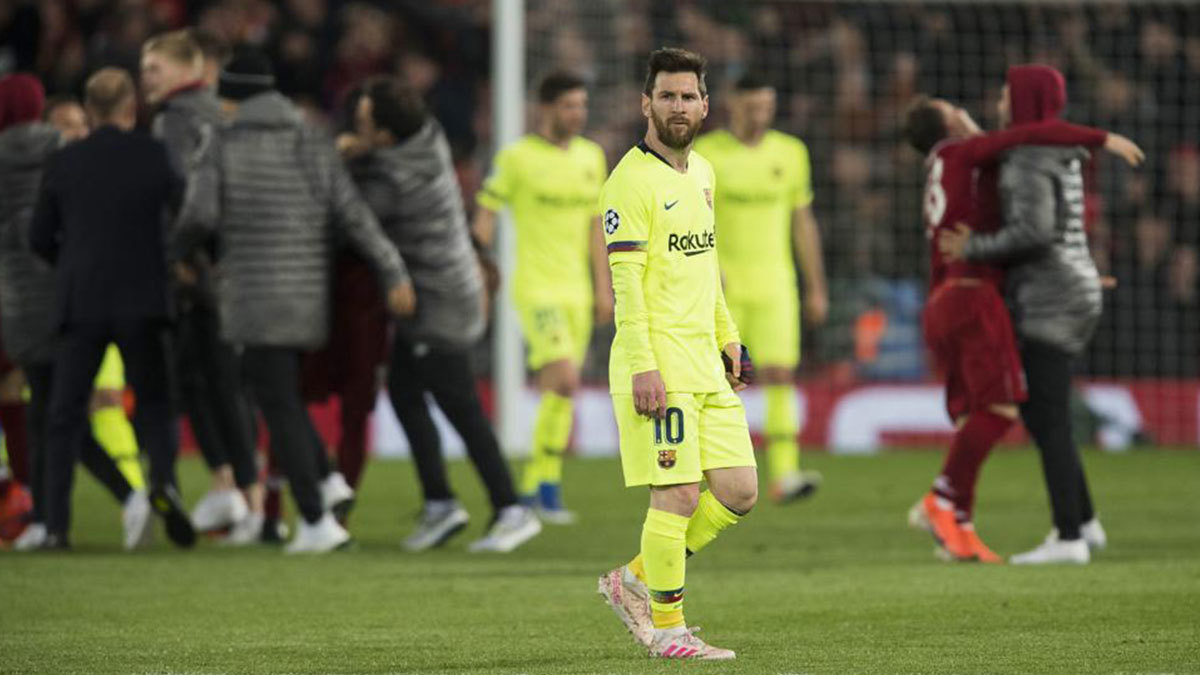 شاهد جماهير برشلونة تهاجم ميسي في المطار بعد ريمونتادا ليفربول والخروج من دوري أبطال أوروبا (فيديو)