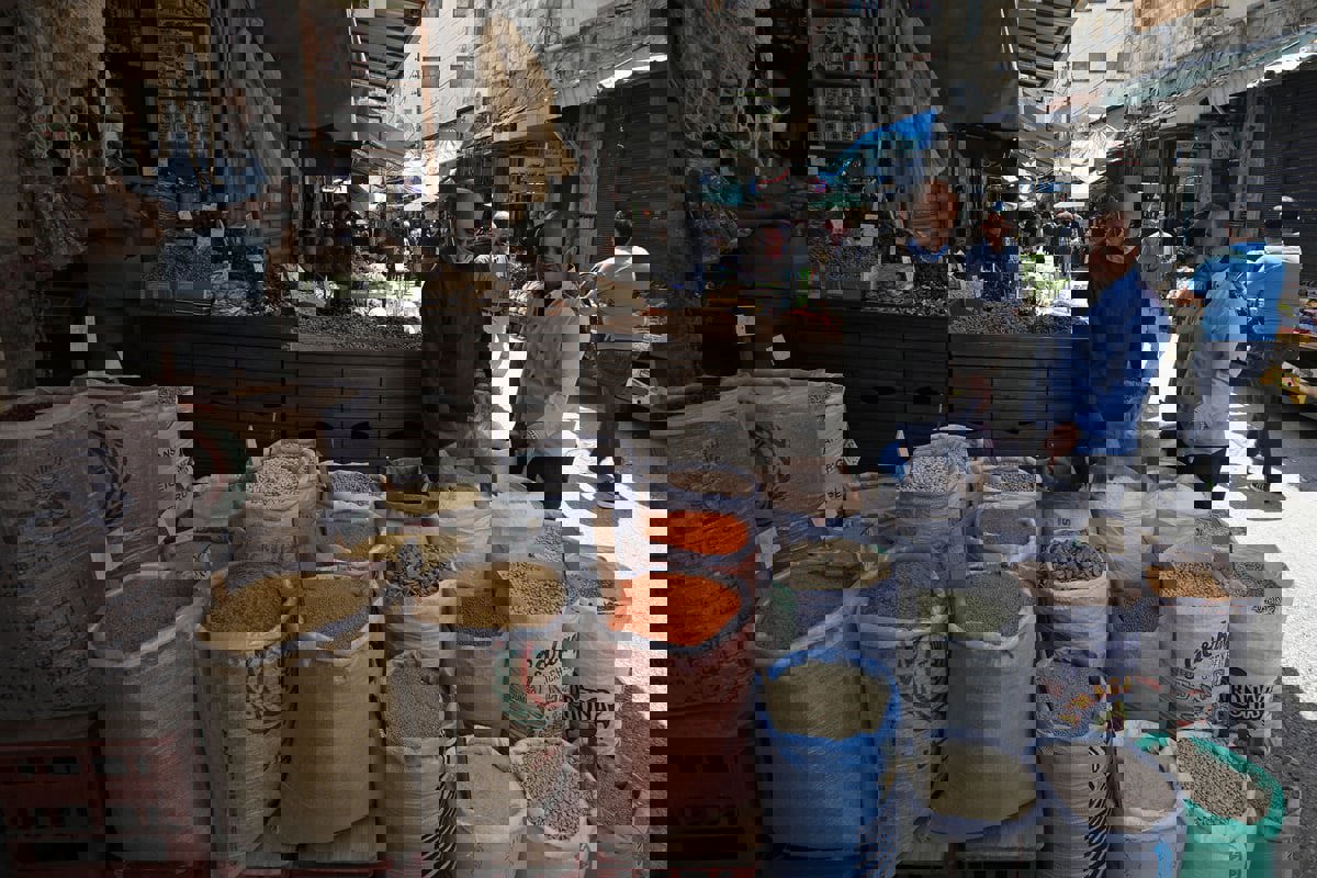 مع قرب رمضان.. حرب غزة وارتفاع فاتورة الطاقة تفاقمان معاناة الأسر الأردنية