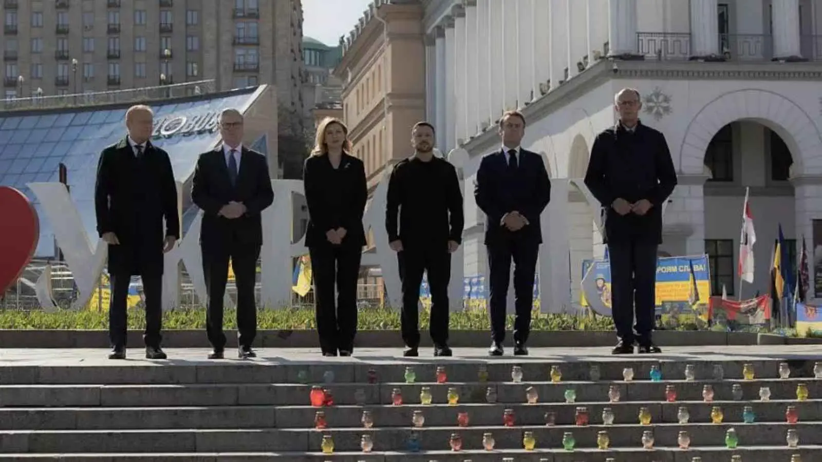 قادة أوروبا يدقون أبواب كييف.. رسائل سياسية وعسكرية "مدوية" شرقا وغربا