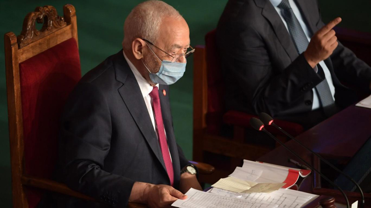 حركة النهضة.. مجموعة المئة تتمسك برحيل الغنوشي