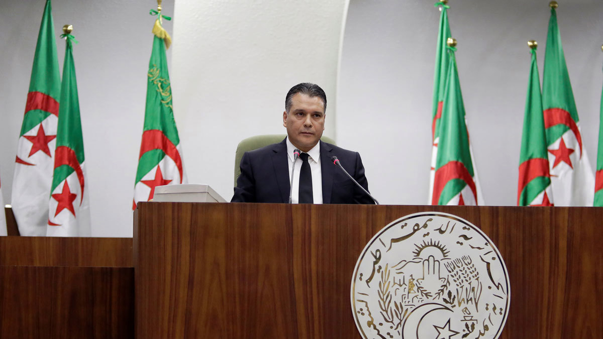 قياديون في حزب بوتفليقة يبدؤون مساعي لعزل رئيس مجلس النواب