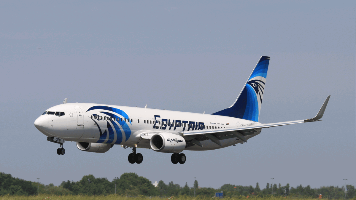 "مصر للطيران" تطلب 10 طائرات إيرباص إيه 350-900