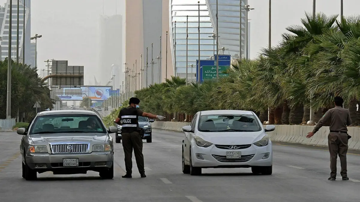 السعودية تمدد تعليق السفر والتنقل حتى إشعار آخر