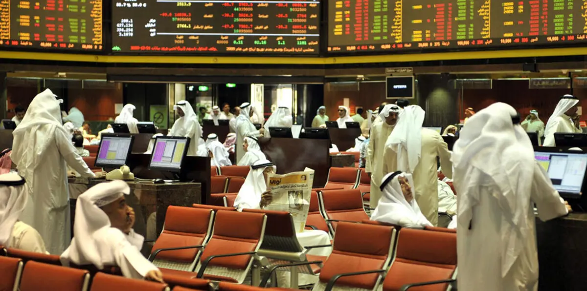 بورصات الخليج تتجاهل ارتفاع النفط وسهم الأول يصعد مجددًا