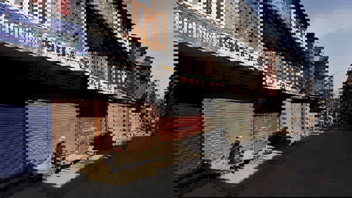 إضراب عام يعطل الحياة في "كشمير الهندية"