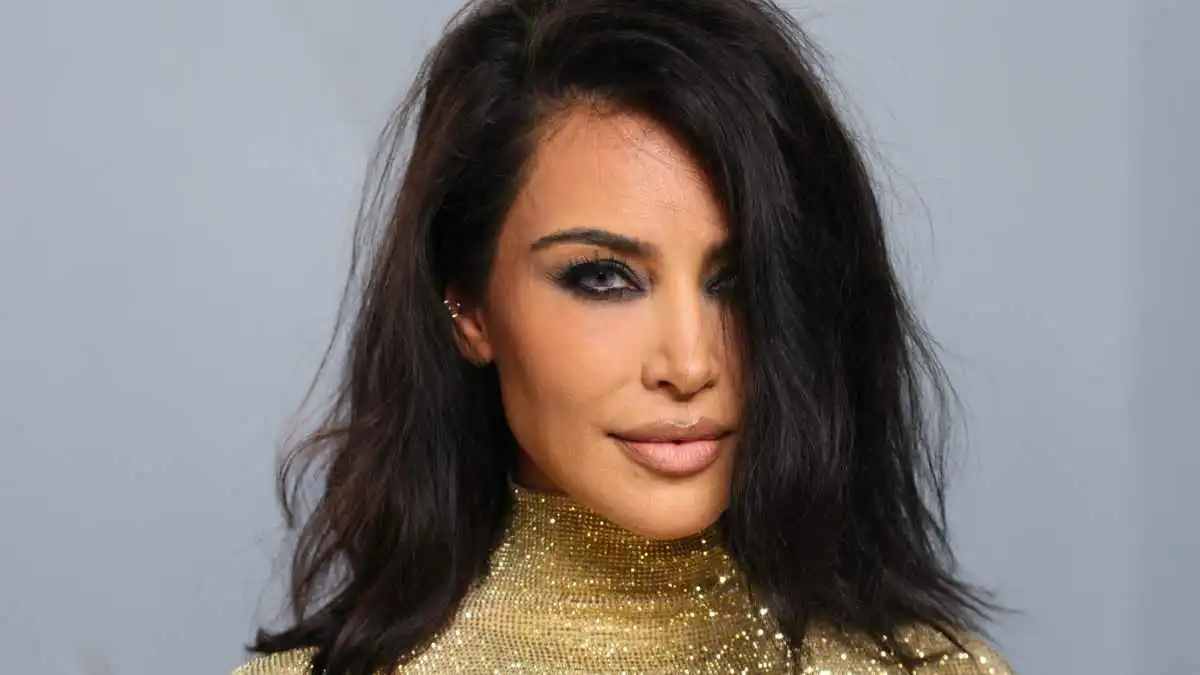 بعد الأوسكار.. تحوّل جذري بملامح كيم كارداشيان يصدم جمهورها