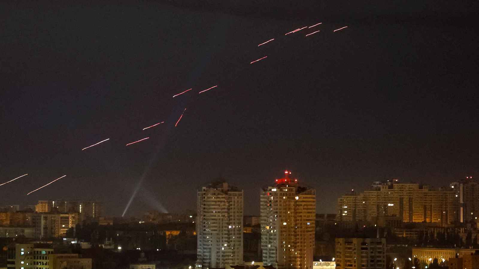 700 مسيّرة روسية تهاجم أوكرانيا بعد تعهد ترامب بإرسال أسلحة