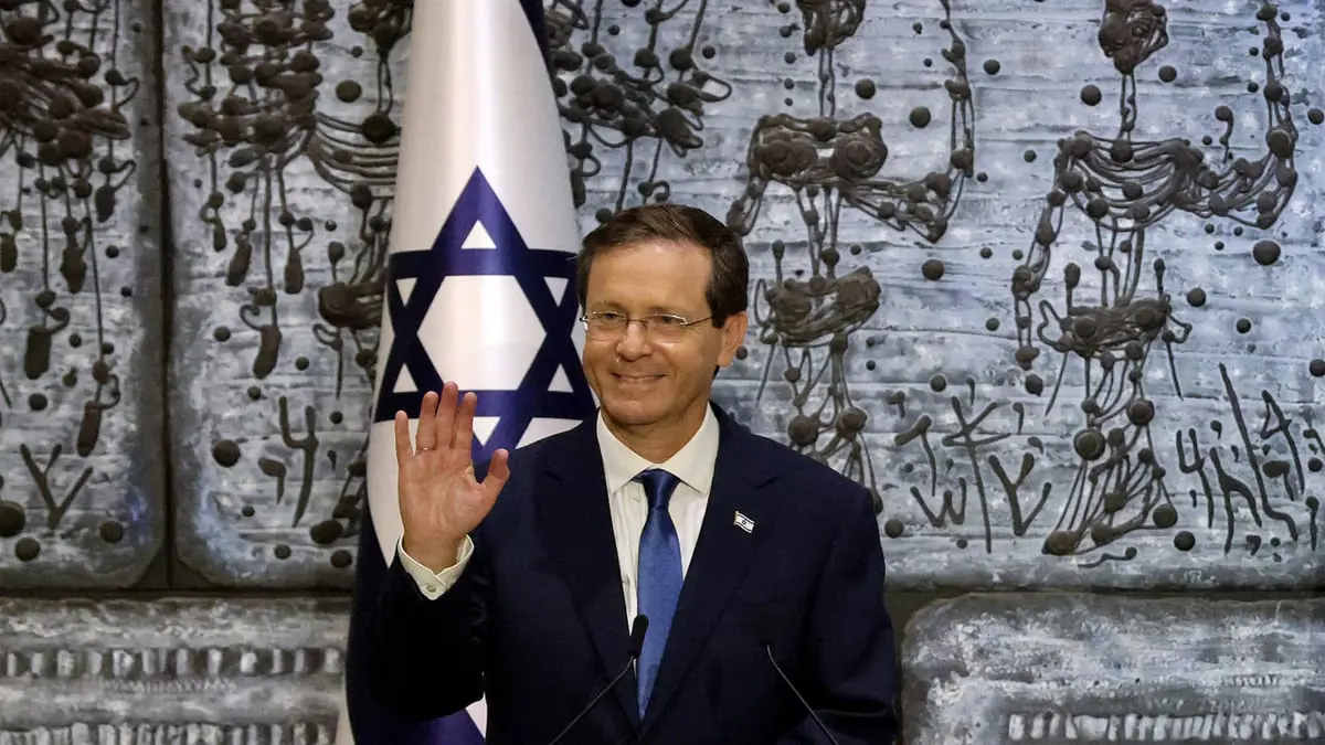 قبل توجهه إلى تركيا.. الرئيس الإسرائيلي يزور اليونان وقبرص