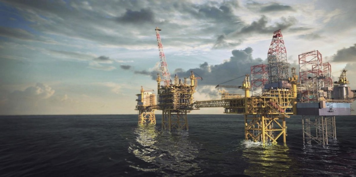 النفط يغلق بلا تغير يذكر وسط توقعات بزيادة في المخزونات الأمريكية