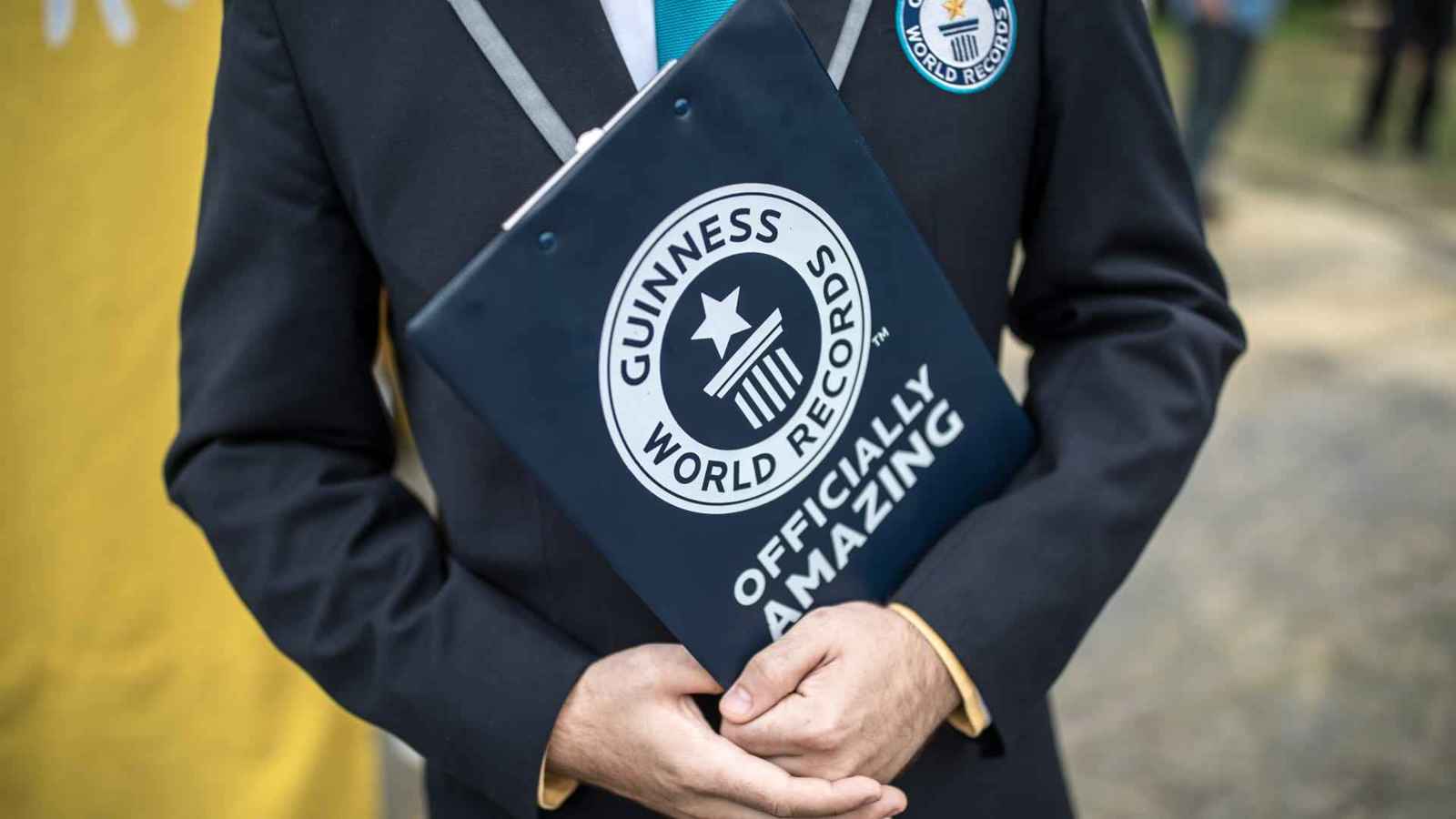 أطول اسم في العالم يدخل غينيس .. بـ 6 صفحات لكتابته و20 دقيقة لنطقه