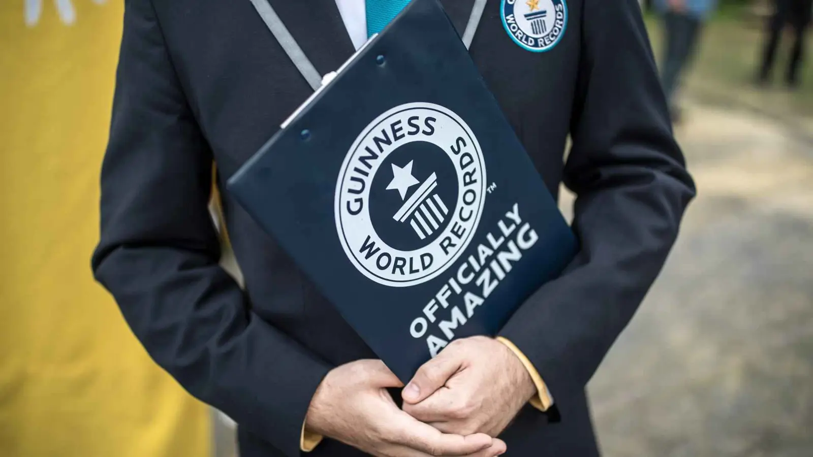 أطول اسم في العالم يدخل غينيس .. بـ 6 صفحات لكتابته و20 دقيقة لنطقه