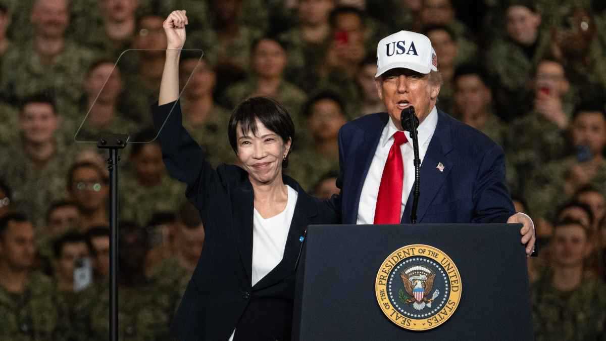 ترامب ورئيسة وزراء اليابان يتفقان على تعزيز التعاون الاقتصادي والأمني