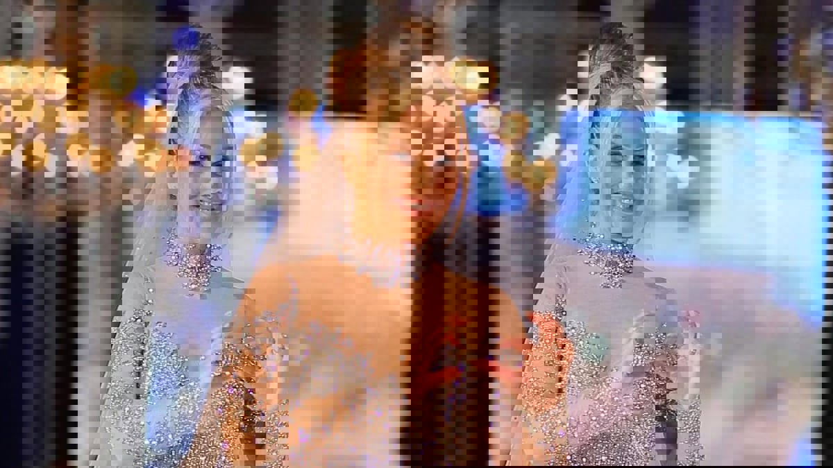 ماذا قالت نيكول سابا عن ارتدائها الفستان ذا الـ10 ملايين دولار؟ 