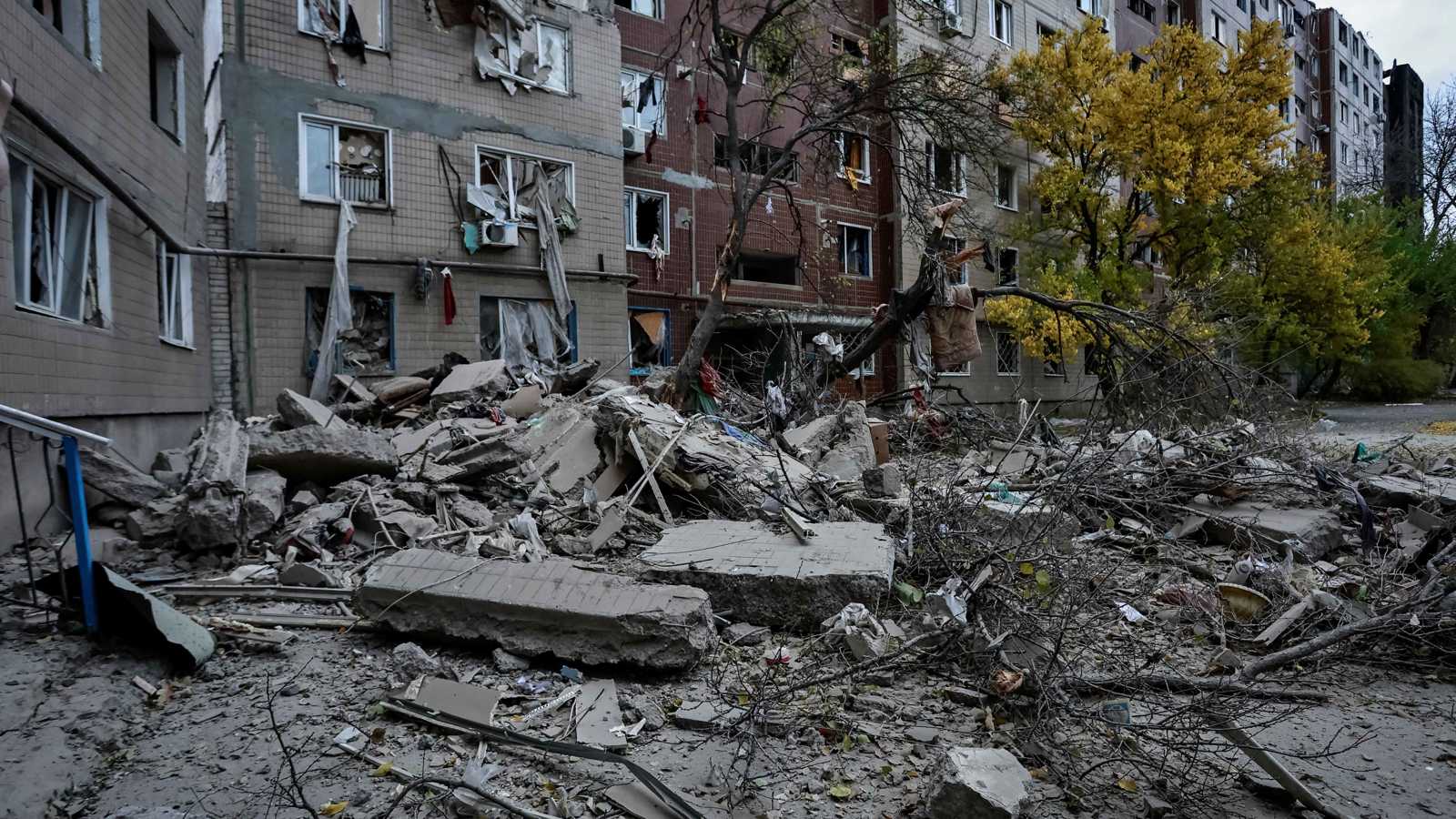 الزحف الروسي يتواصل.. هل اقتربت ساعة حسم "أم المعارك" في شرق أوكرانيا؟