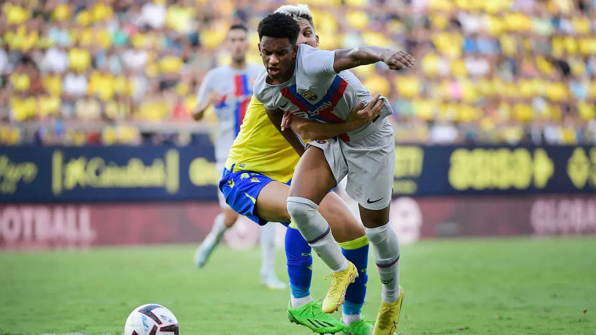 ترتيب الدوري الإسباني.. برشلونة يكتسح قادش ويرتقي للصدارة "مؤقتا"