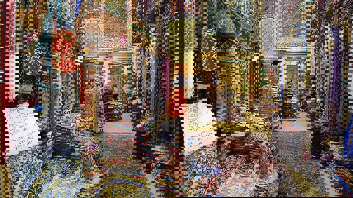 تقرير: صناعة السجاد الإيراني تلفظ أنفاسها الأخيرة‎‎