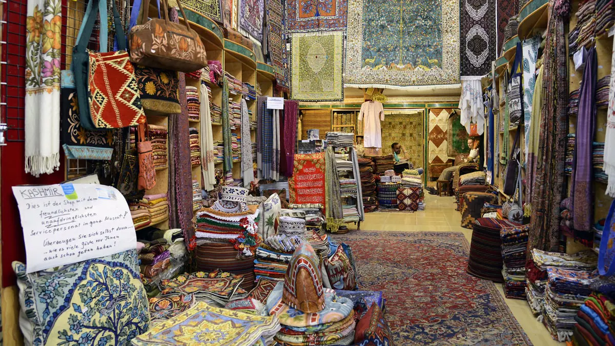 تقرير: صناعة السجاد الإيراني تلفظ أنفاسها الأخيرة‎‎