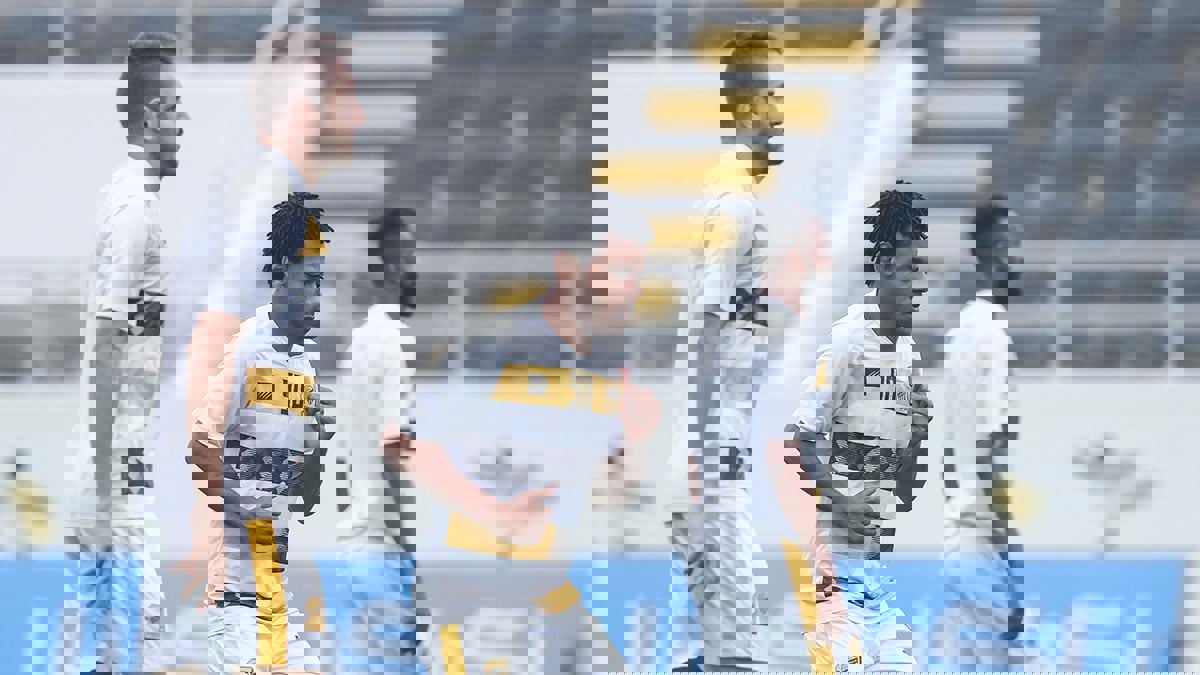 إدارة نادي الاتحاد السعودي تنقذ الفريق من مأزق خطير 