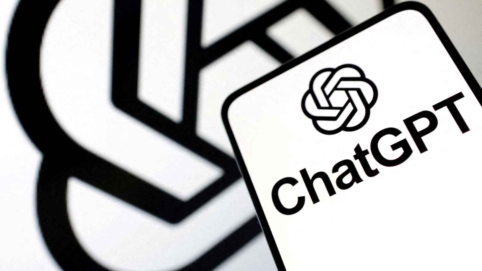 7 أسباب تجعل "ChatGPT" محرك البحث المفضل لديك