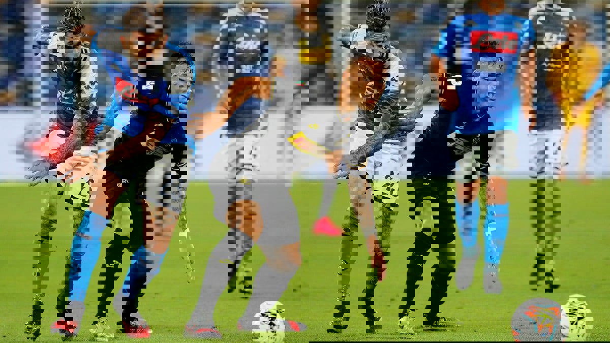 صحيفة: إنتر ميلان ينوي التجديد للاوتارو مارتينيز بعد تعثر انتقاله لبرشلونة