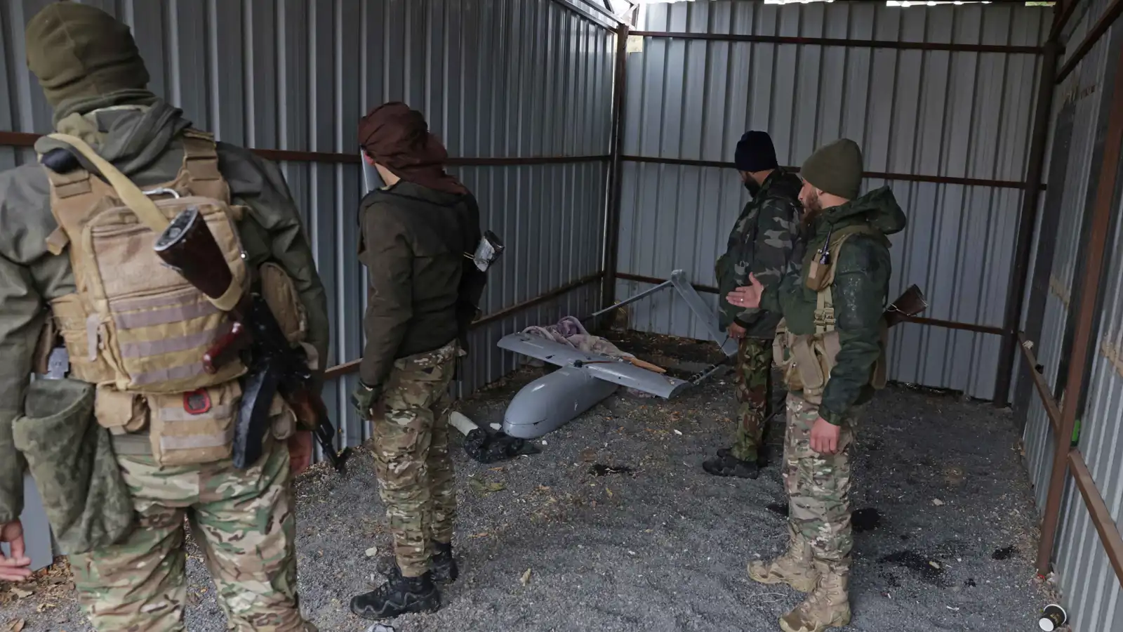 الدفاع السورية: مقتل 7 جنود في هجوم مسير لـ"قسد" بريف الحسكة