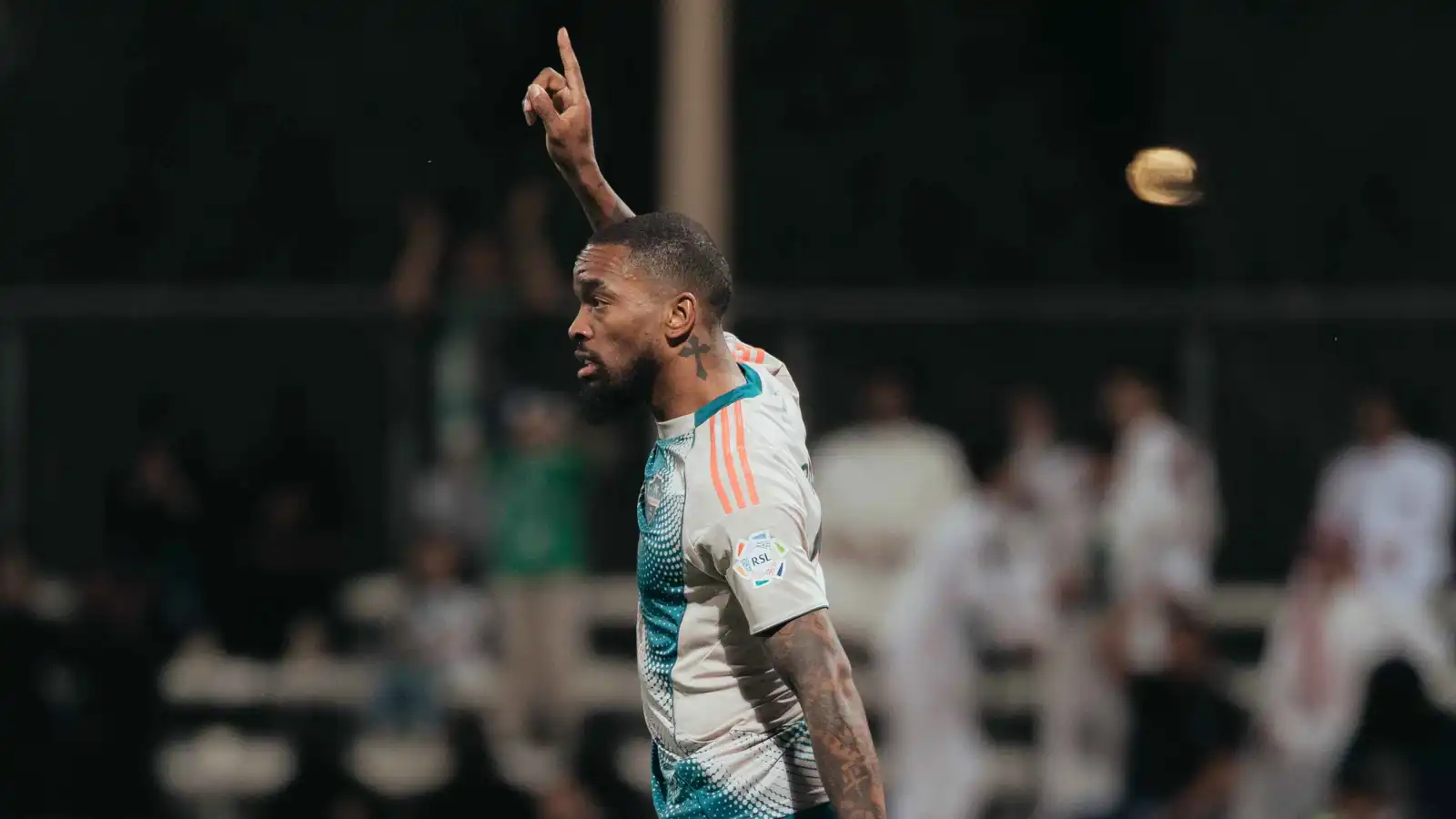 ترتيب هدافي الدوري السعودي بعد هدف إيفان توني في شباك الفيحاء (فيديو)