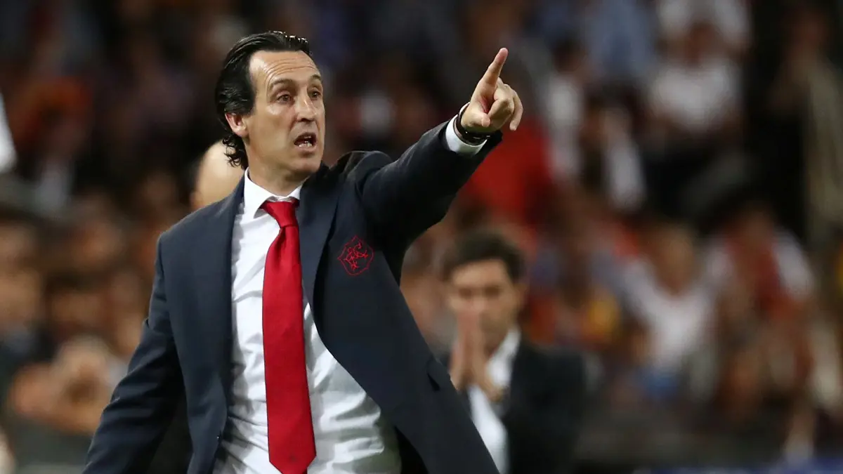 أوناي إيمري مدرب آرسنال يواصل كتابة التاريخ في الدوري الأوروبي