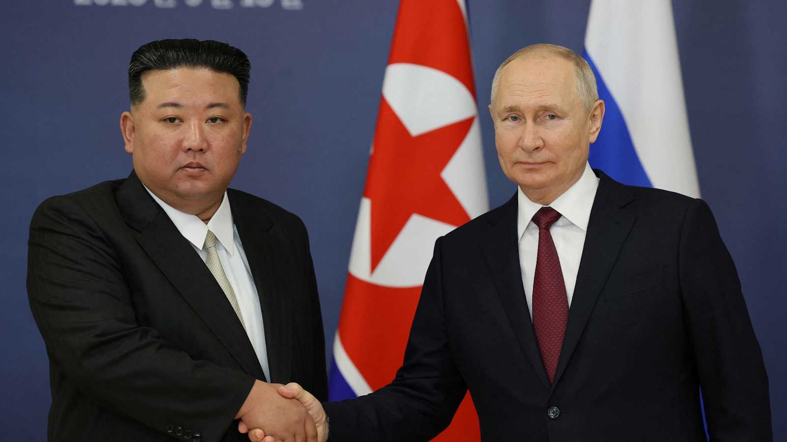 ميدفيديف لكيم: بوتين حريص على تعزيز العلاقات مع كوريا الشمالية