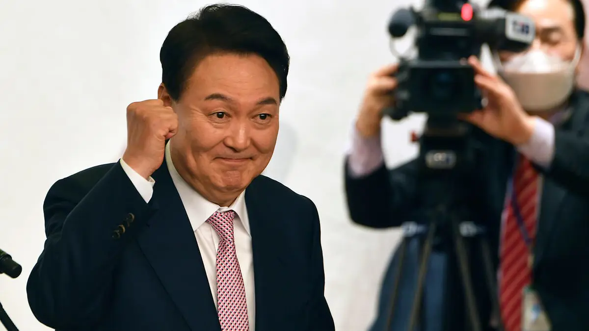 يون سوك-يول يؤدي اليمين الدستورية رئيسا لكوريا الجنوبية