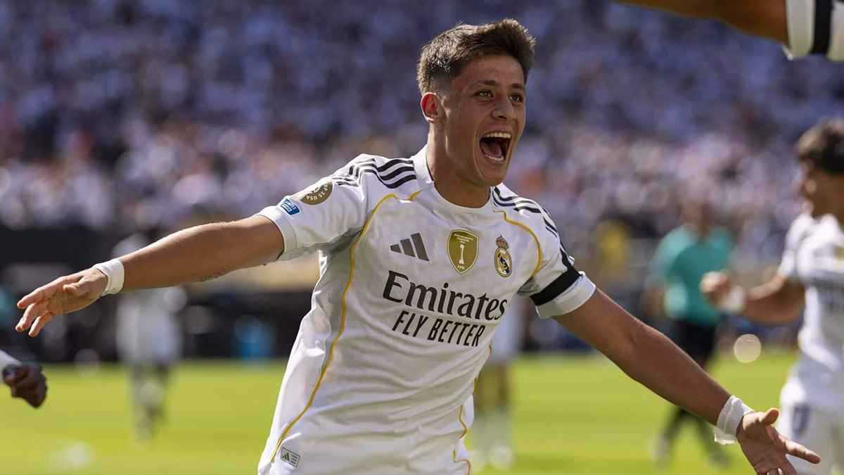 هدية تاريخية.. ريال مدريد يكافئ أردا غولر