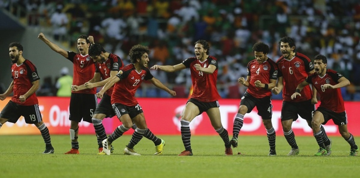 الفراعنة يتربصون بأسود الكاميرون في قمة "الواقعية" على أمم أفريقيا