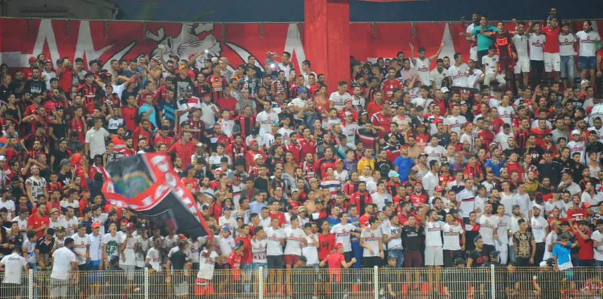 عقب هتافات "صدام حسين".. الجزائر تحتوي أزمة دبلوماسية مع العراق