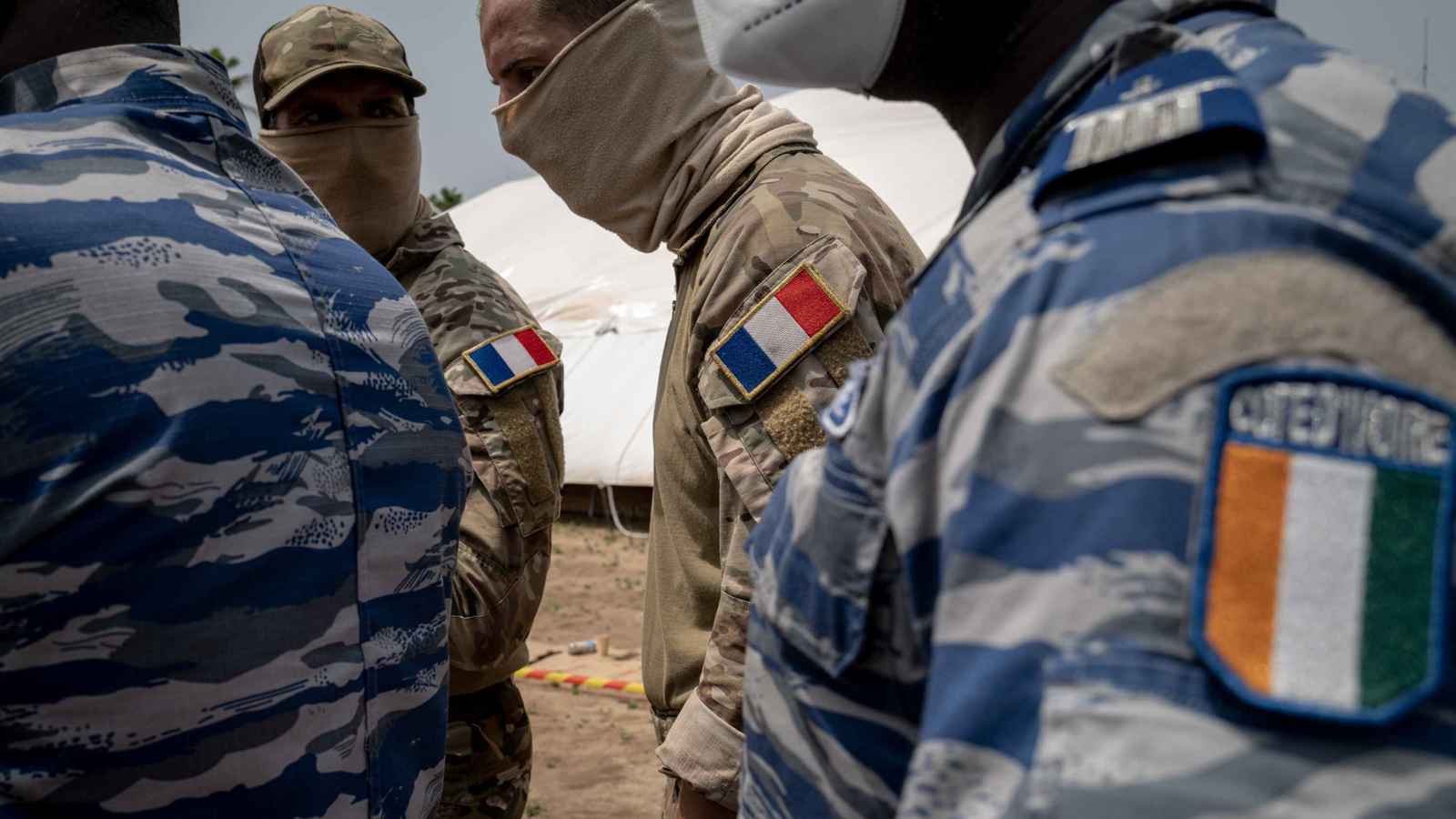 "انسحاب بلا احتجاجات".. فرنسا تغادر ساحل العاج بهدوء