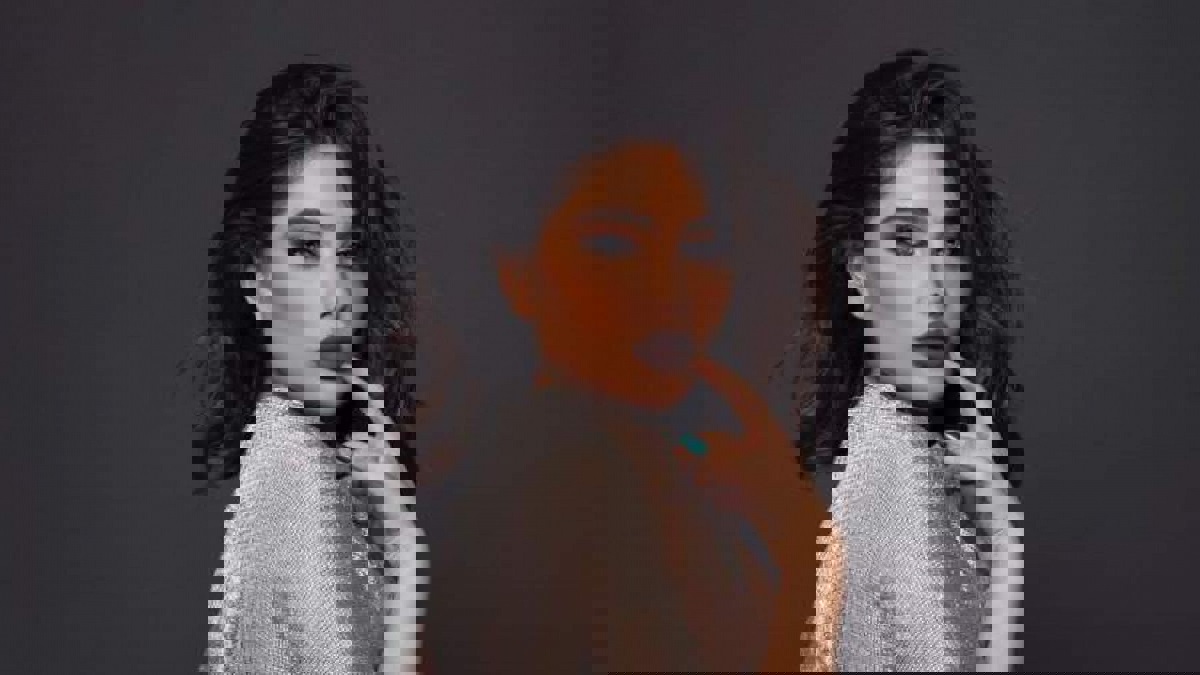 ترحيل إنجي خوري إلى سوريا بعد توقيفها في مداهمة