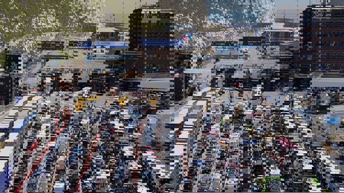 رغم اتفاقات التجارة.. "بريكست" ينعكس سلبًا على صادرات بريطانيا