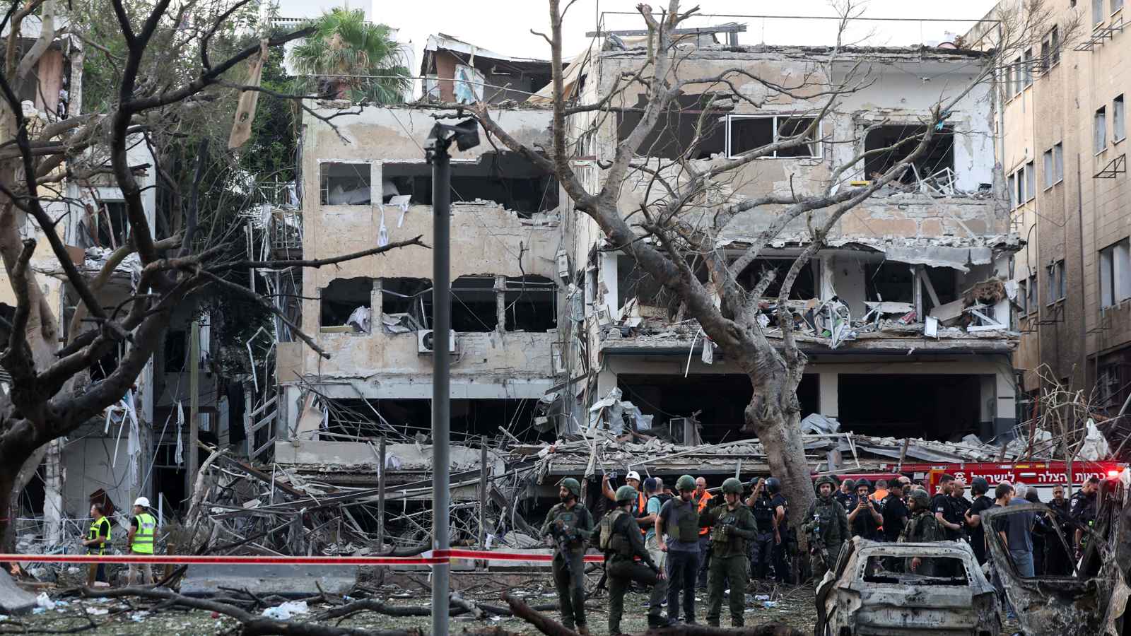 دمار هائل.. حصيلة موجعة للضربة الإيرانية الأخيرة على حيفا ( فيديو وصور)