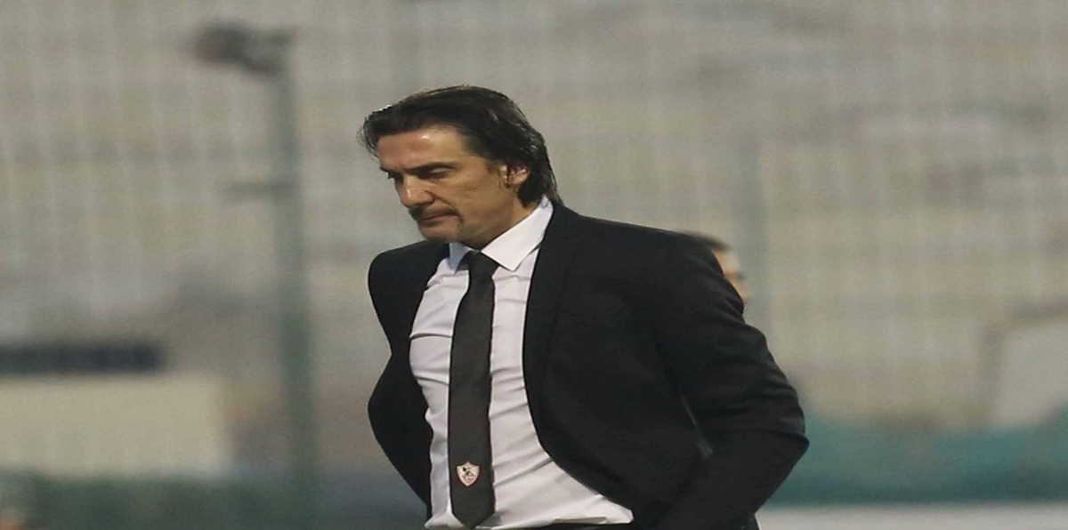 نيبوشا يُبلغ مرتضى منصور باستقالته من تدريب نادي الزمالك المصري