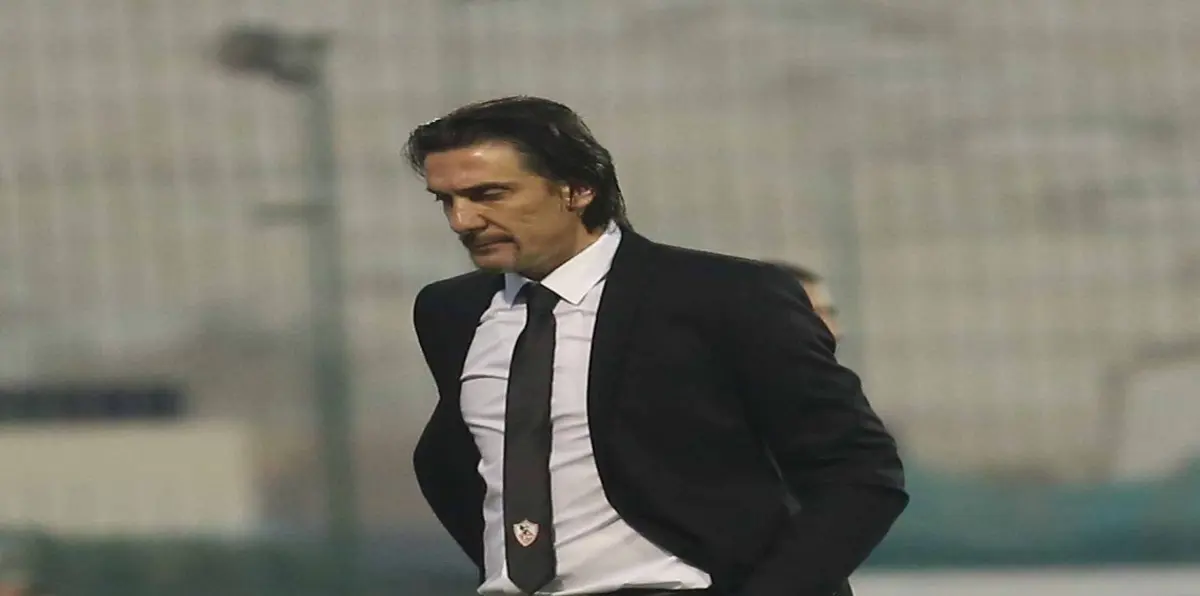 نيبوشا يُبلغ مرتضى منصور باستقالته من تدريب نادي الزمالك المصري